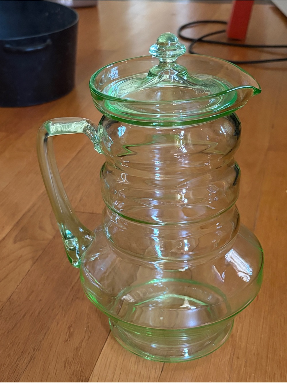 VINTAGE DUNBAR GREEN DEPRESSION RINGED PITCHER W LID FLINT GLASS URANIUM 10 1/2”